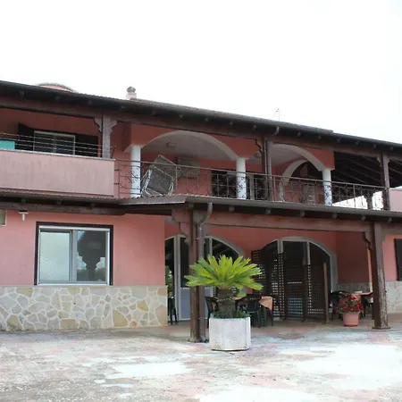 Holiday home Piccolo Ulivo 2